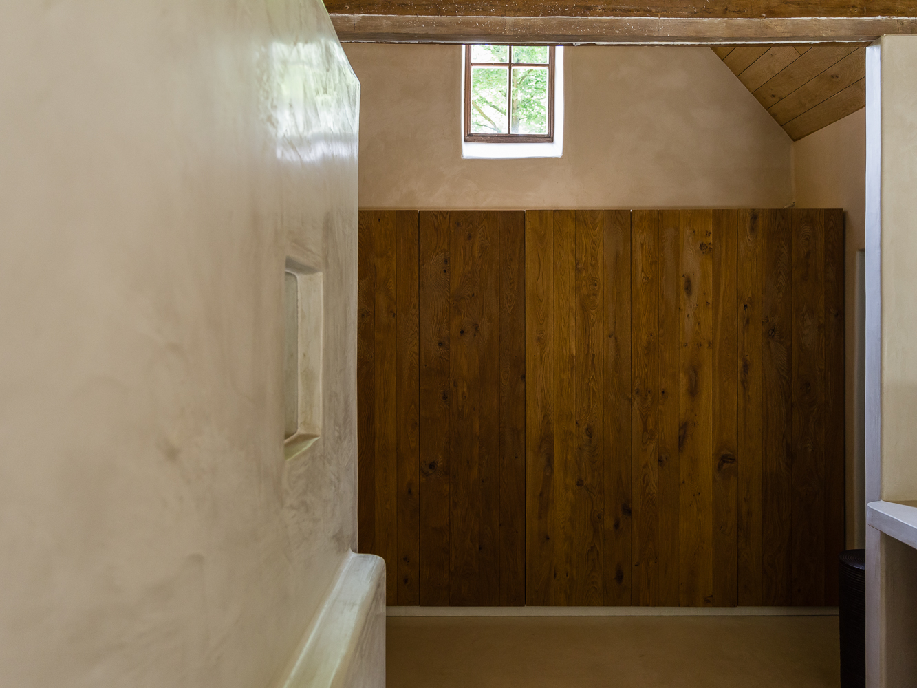 Stuc stone stuc and staff tadelakt blanc salle de bain douche couloir